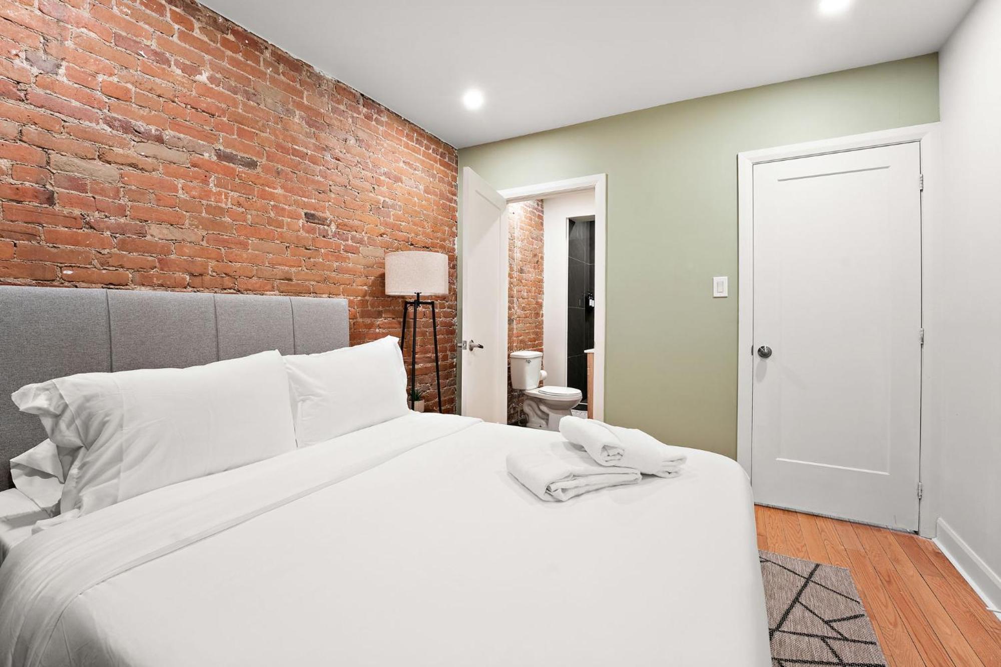 The Ontario Loft Suites Montreal Bagian luar foto